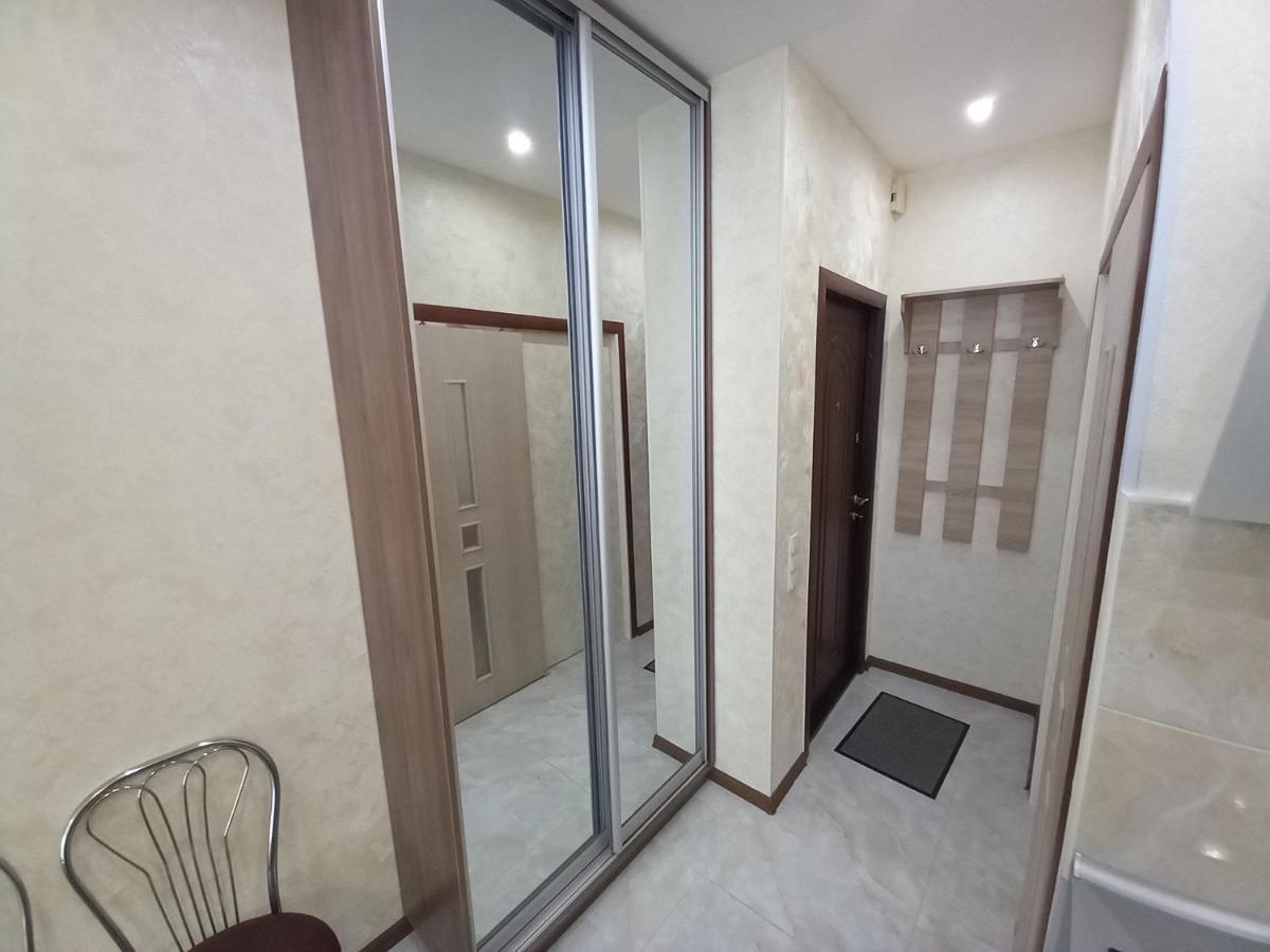 Smart Apartments Drahomanova 2А Kiev Luaran gambar