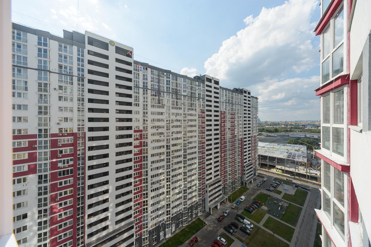 Smart Apartments Drahomanova 2А Kiev Luaran gambar